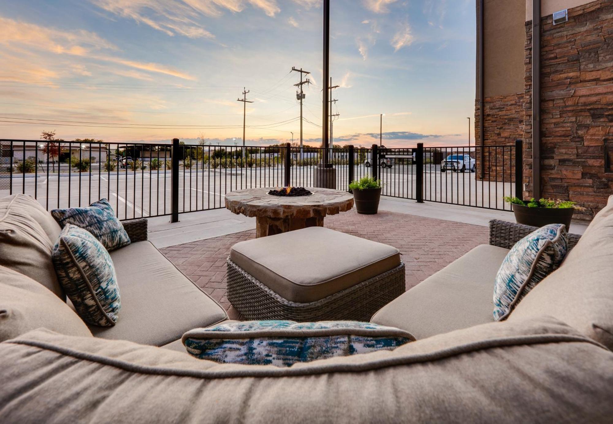 Staybridge Suites San Antonio - Schertz By Ihg Exteriér fotografie